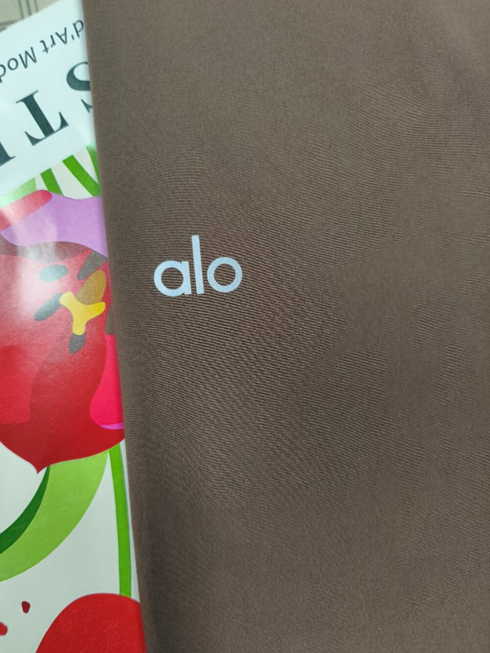 Espresso ALO YOGA Suit Up Pants🤎Casual Chic Loose Fit Regular 30" Inseam🍏XS/S - Picture 4 of 7
